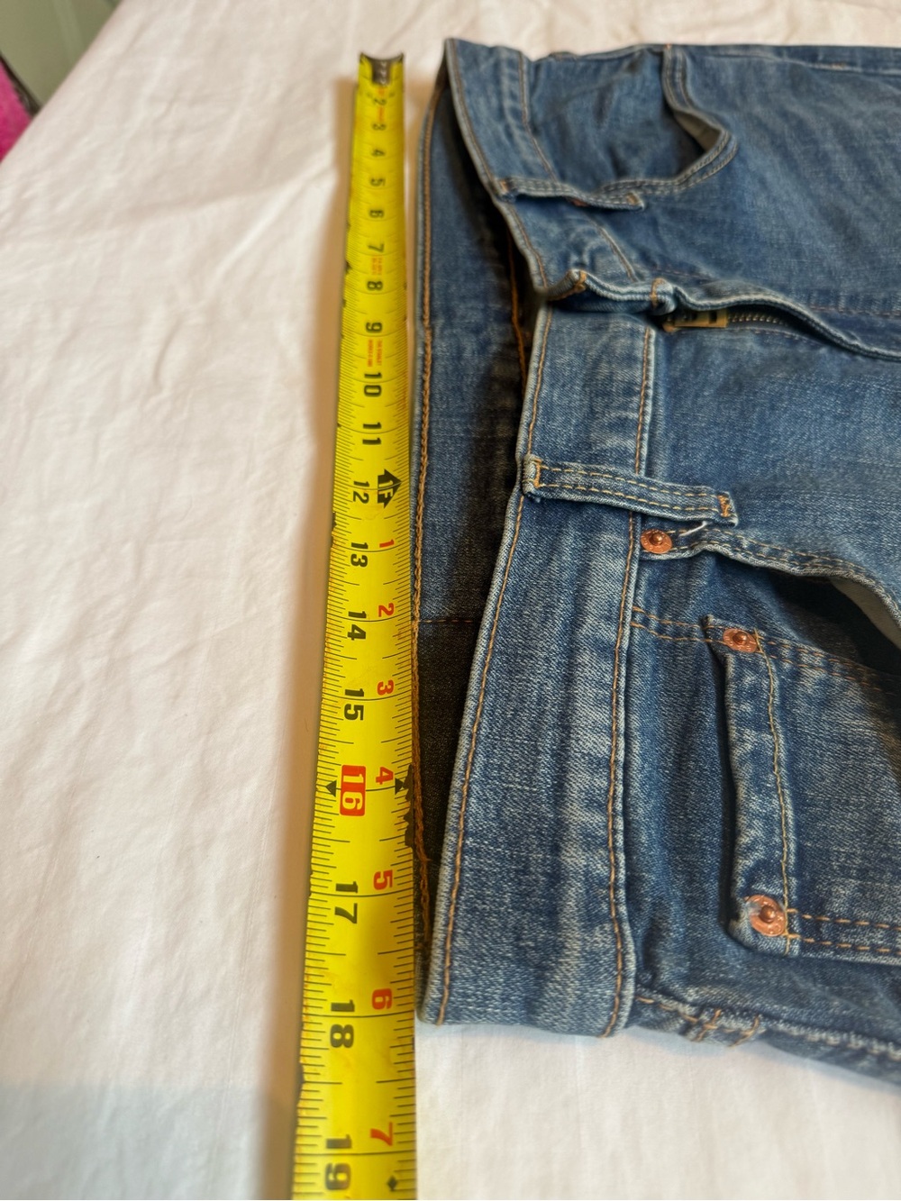 Levi's 512 Slim Straight Jeans in Medium Blue with Tan Patch Size 36 x 30 - Picture 4 of 11